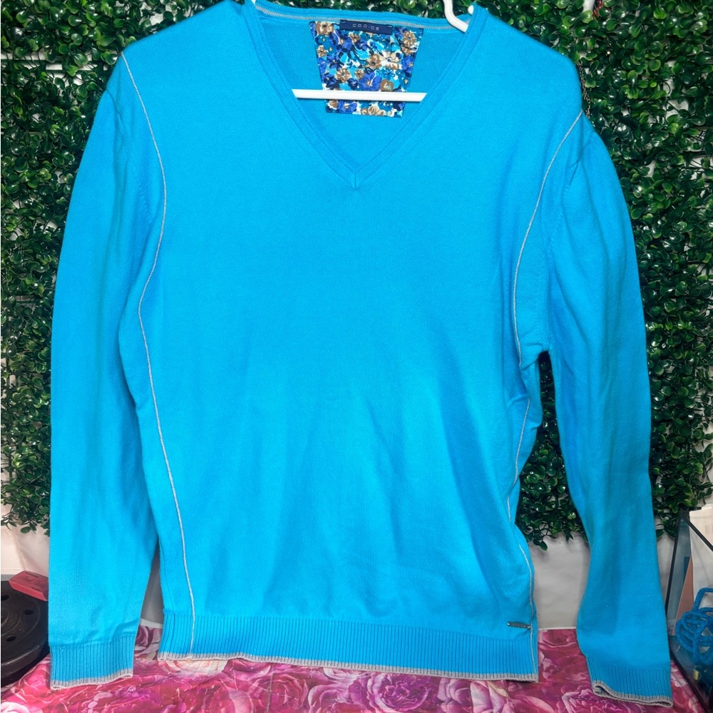 Men’s large CODICE blue v neck sweater